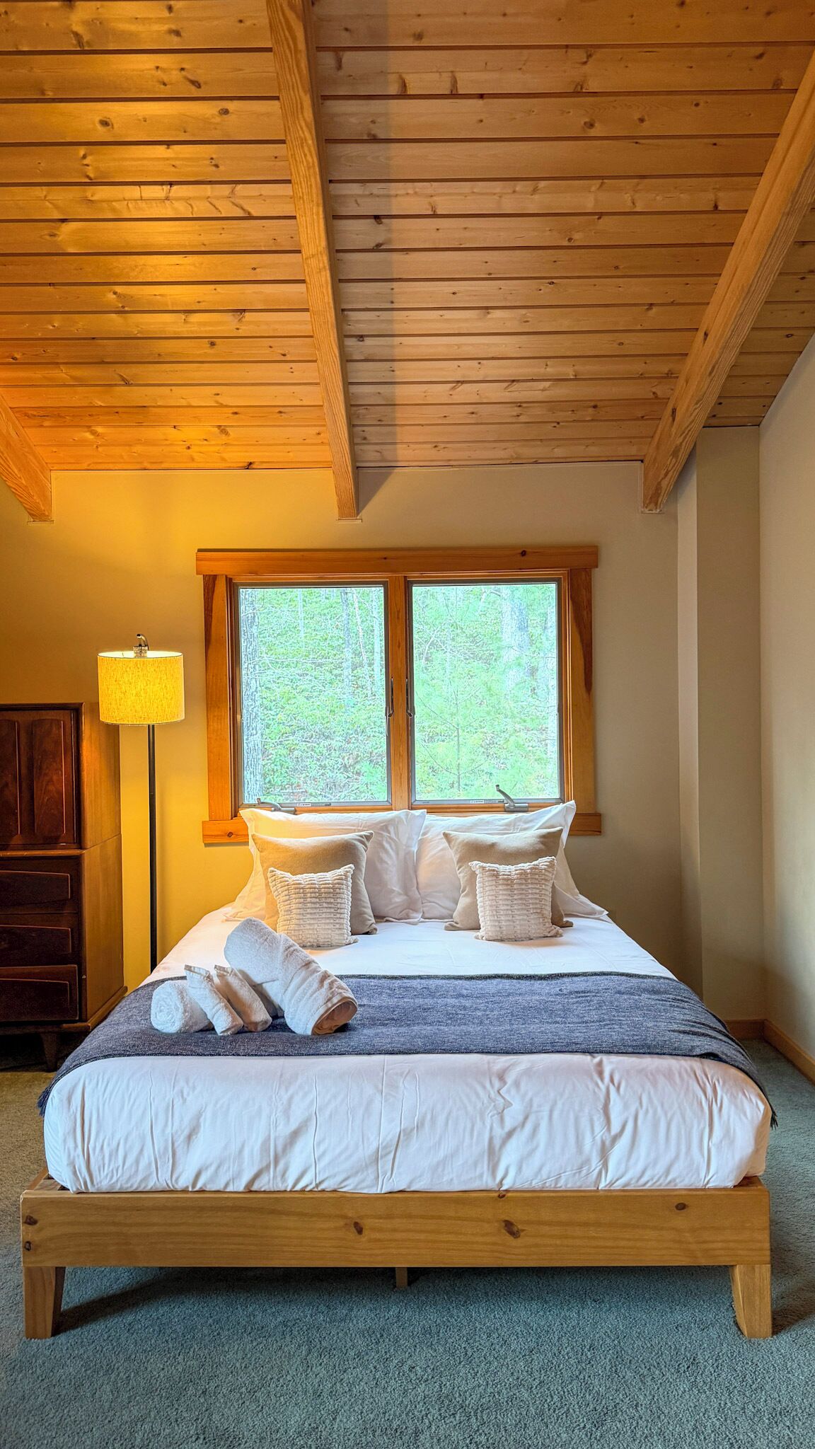 2 soveværelser, skrivebord, gratis Wi-Fi, sengetøj