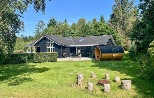 Schönes Haus in Hadsund mit Küche