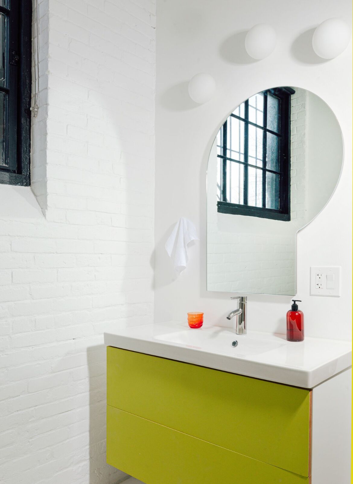 룸, 킹사이즈침대 1개, 장애인 지원 | 욕실 | 고급 세면용품, 헤어드라이어, 타월, 비누