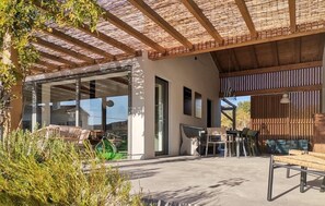 Outdoor dining - Beautiful home in Motovun (Motovun)