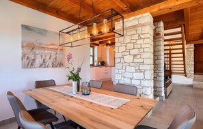 Dining - Villa Elysium Bellezza (Groznjan)