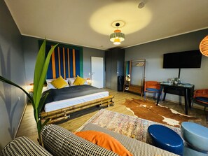 1 bedroom, iron/ironing board, WiFi, bed sheets - Klassen Stay - Design Studio - 11. Etage - Pool & Sauna - am Kurort Lahnstein (Lahnstein)