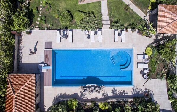Beheizter Pool