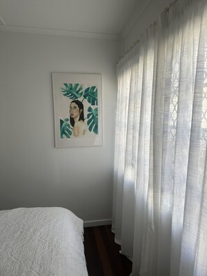 3 chambres, fer et planche à repasser, Wi-Fi, draps fournis