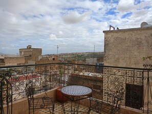 شرفة/رواق