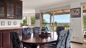 Dining - Whale Watch Family & Pet Friendly Augusta Retreat (Augusta)