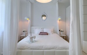 4 bedrooms, iron/ironing board, travel cot, free WiFi - Stunning home in Umag (Umag)