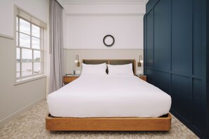 特色客房 | 義大利 Frette 床單、高級寢具、迷你吧、客房內保險箱