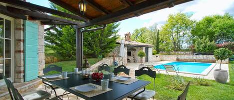 Restauration en plein air