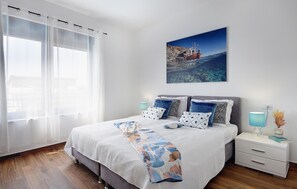 3 bedrooms, iron/ironing board, travel cot, free WiFi - Gorgeous home in Pula (Pula)