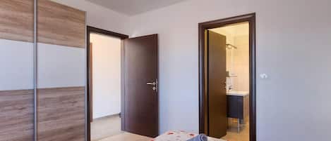 3 chambres, fer et planche Ă repasser, lit parapluie, Wi-Fi gratuit