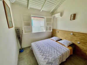 1 Schlafzimmer, Bügeleisen/Bügelbrett, Reisekinderbett, kostenloses WLAN