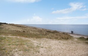 Tæt på stranden, fiskeri