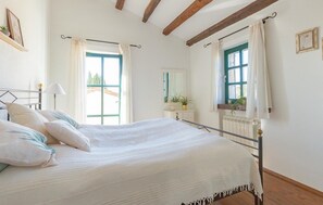 4 camere, ferro/asse da stiro, culla da viaggio, Wi-Fi gratuito