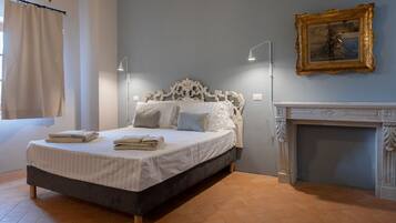 La casa di Jakin | Premium bedding, down duvets, in-room safe, desk