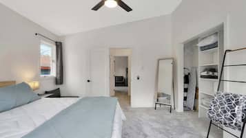 2 chambres, fer et planche à repasser, Wi-Fi, draps fournis