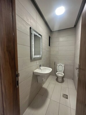 Departamento, 2 habitaciones, con acceso para personas discapacitadas, para fumadores | Baño