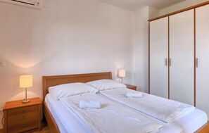 3 Schlafzimmer, Bügeleisen/Bügelbrett, Reisekinderbett, kostenloses WLAN