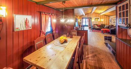 Wunderschönes Haus in østby mit WLAN