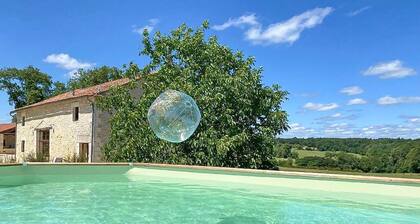 Nice home in Lussas et Nontronneau