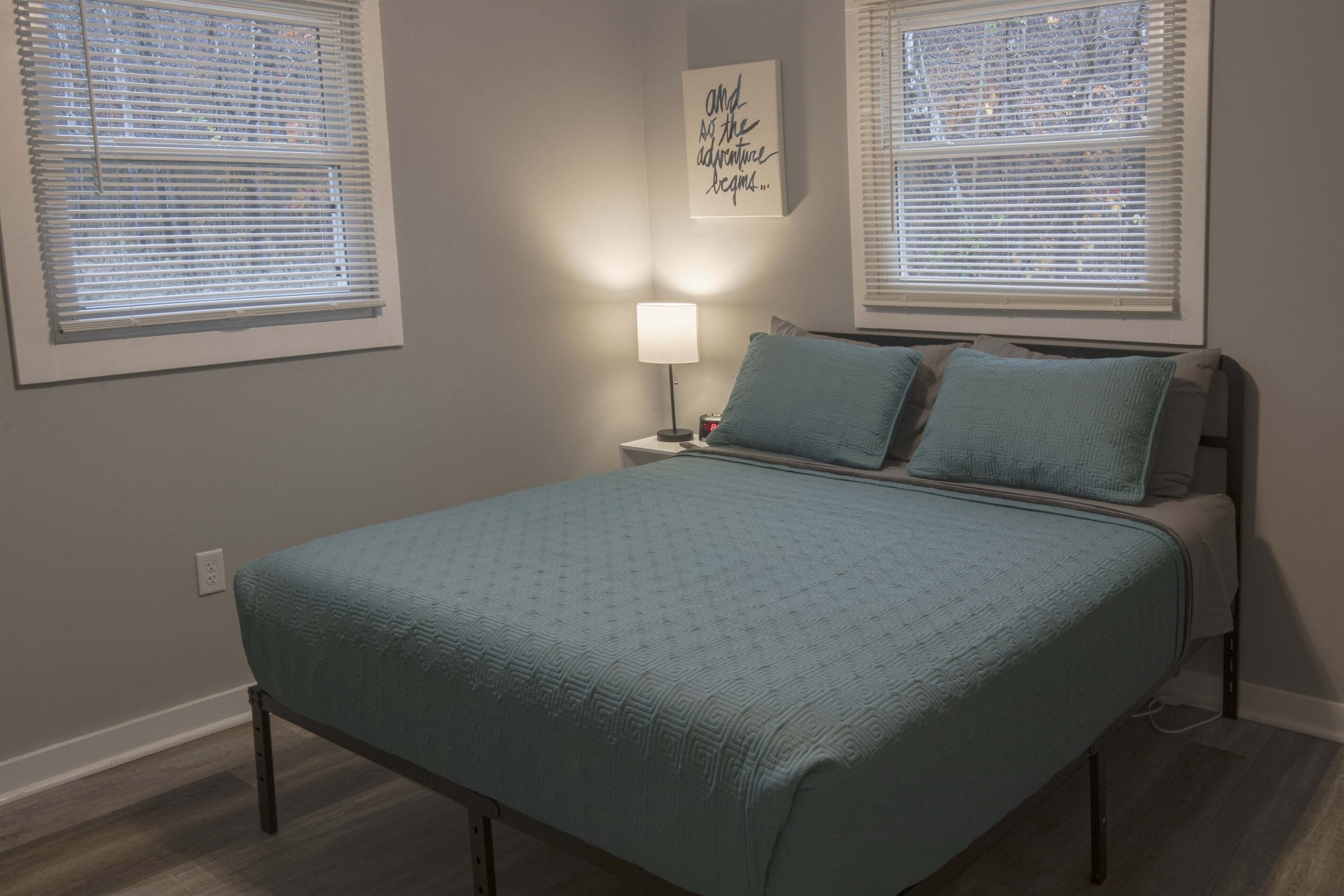 2 bedrooms, iron/ironing board, travel cot, free WiFi