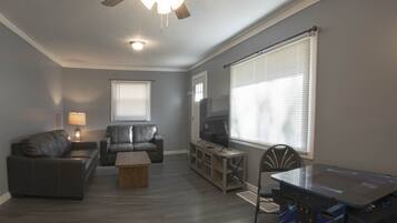 Smart TV, video games