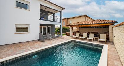 Stunning home in Vodnjan
