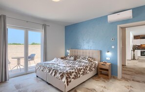 4 Schlafzimmer, Bügeleisen/Bügelbrett, kostenloses WLAN, Bettwäsche