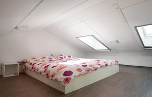 1 chambre, Wi-Fi gratuit, draps fournis