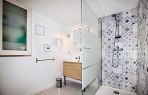 Shower - 1 bedroom awesome home in Sorède (Sorède)
