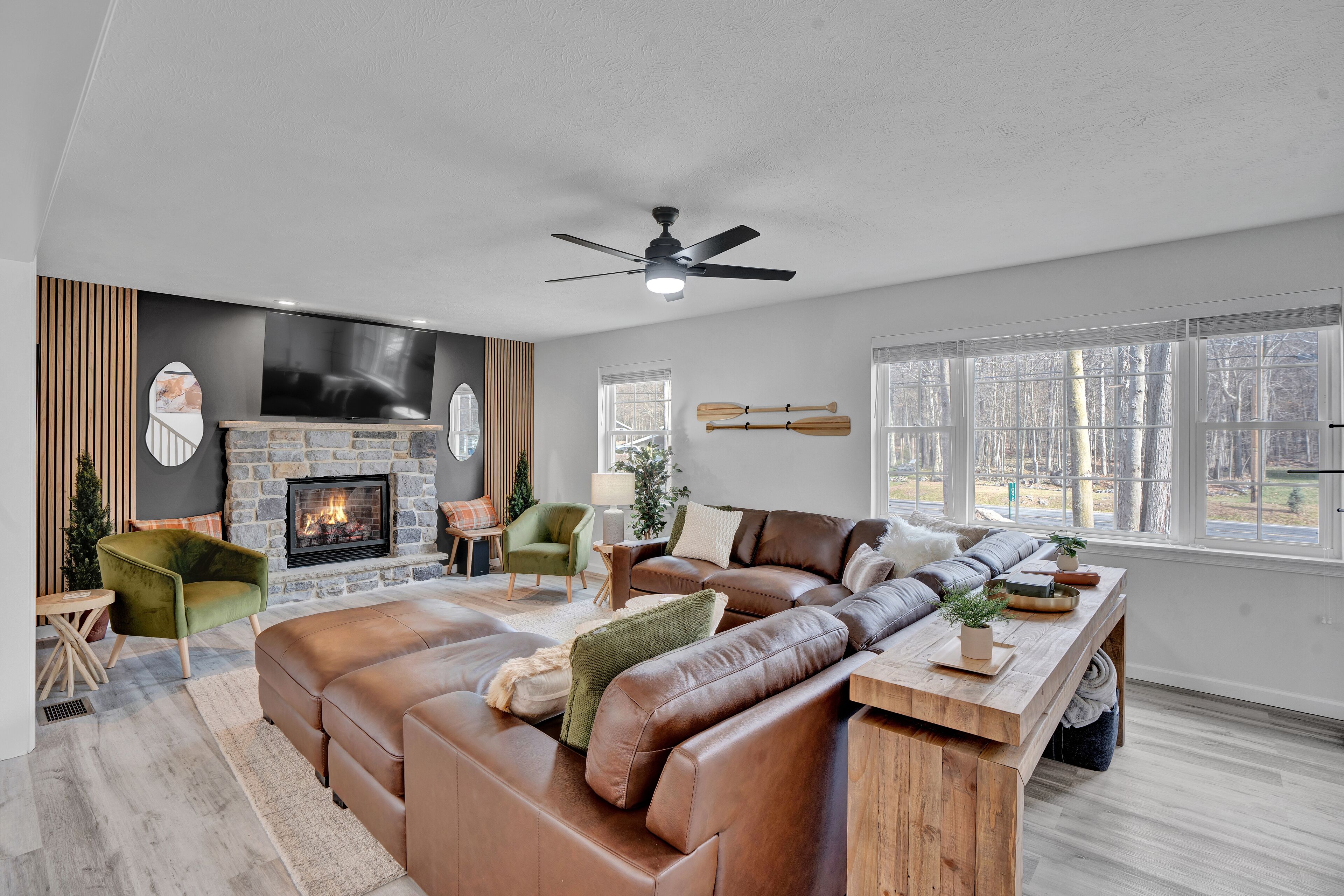 Smart TV, fireplace, video games