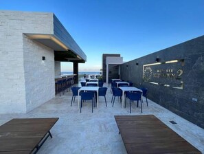 Enjoy dining al fresco with a clear view of the sky and distant horizon at MÉSES MÉTROVANN.