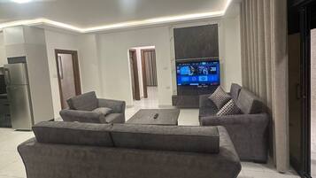 Apartment, 2 Bedrooms | Interior