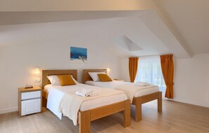 3 Schlafzimmer, Bügeleisen/Bügelbrett, Reisekinderbett, kostenloses WLAN