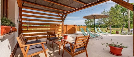 Terrace/patio
