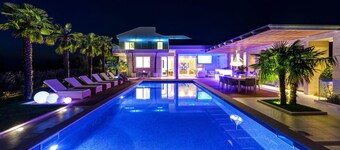 Beach front home in Novalja with sauna