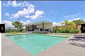 Pool - Shared Stay at this Home, 5 minutes from 5ta Avenida and Punta Esmeralda Beach (Playa del Carmen)
