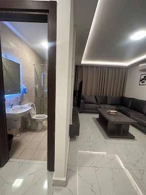 Appartement, 2 chambres, accessible aux personnes à mobilité réduite, fumeur | Salle de bain