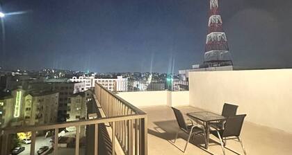 Cozy Rooftop Near Al Services 24