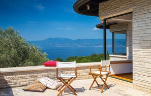 Terrace/patio - Gorgeous home in Kostrena (Kostrena)