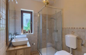 Shower, hair dryer - Villa Botanica Istria (Porec)