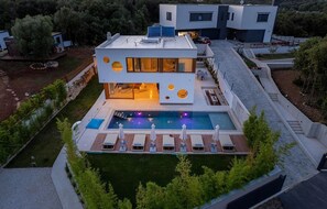 Exterior - Gorgeous home in Pula (Pula)