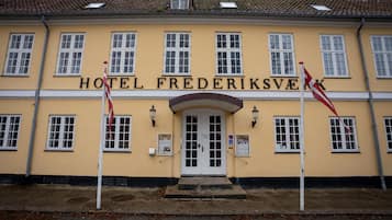 Fachada de la propiedad