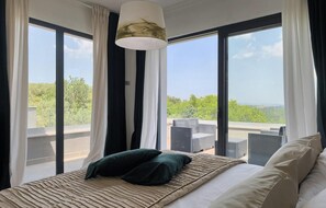 4 Schlafzimmer, Bügeleisen/Bügelbrett, Reisekinderbett, kostenloses WLAN