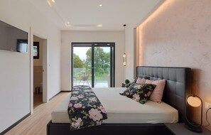 3 chambres, fer et planche à repasser, lit parapluie, Wi-Fi gratuit