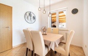 Dining - Awesome home in Visocane (Visocane)