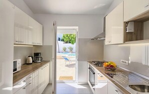 Frigorífic, microones, forn i rentaplats