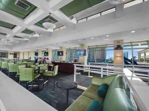 Bar (on property) - Emerald Beach Resort 2235 (Panama City Beach)
