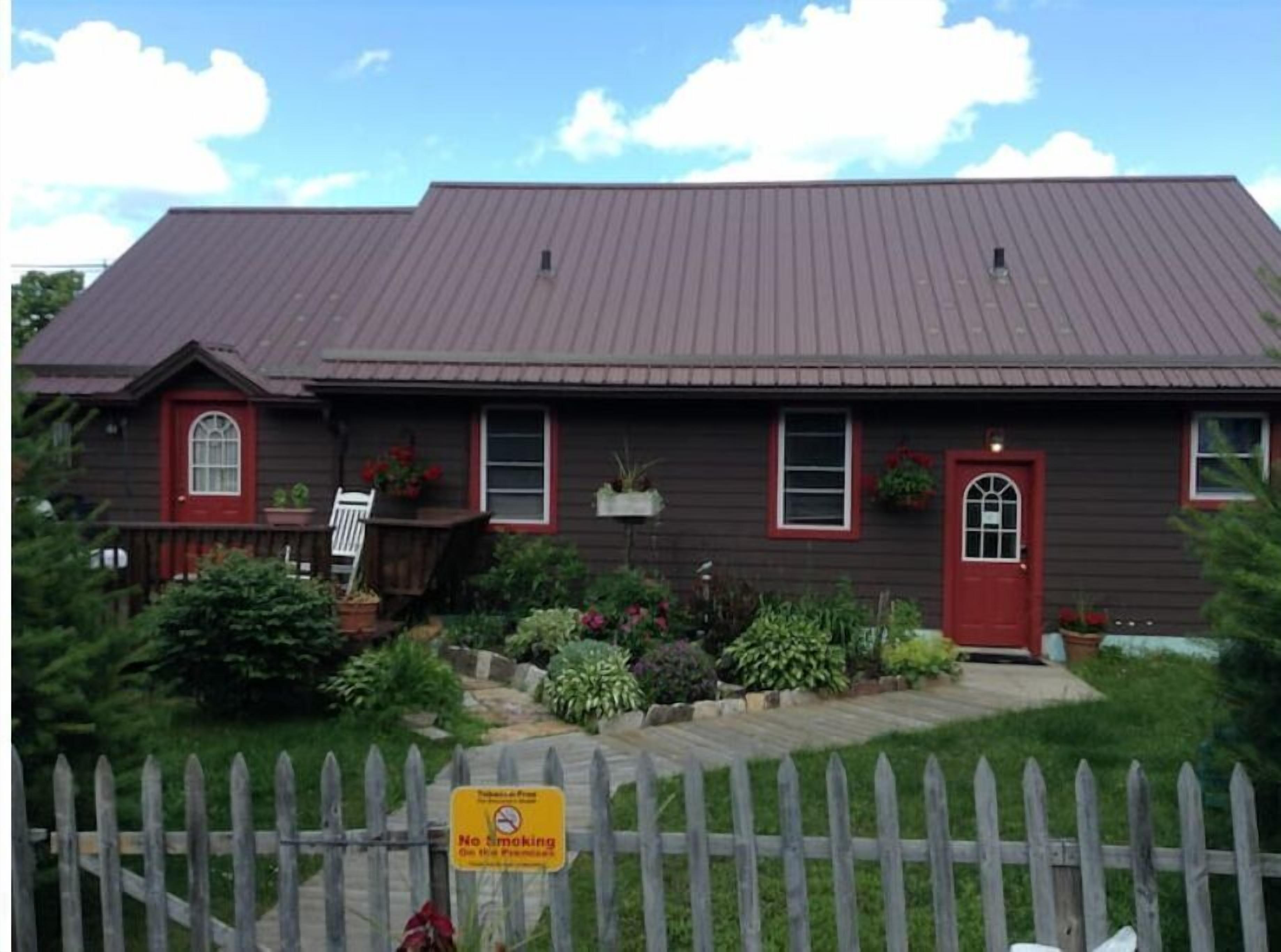 Adirondack Abode - Cozy -Comfy -Convenient #200207