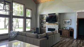 Smart TV, fireplace, video games, DVD player